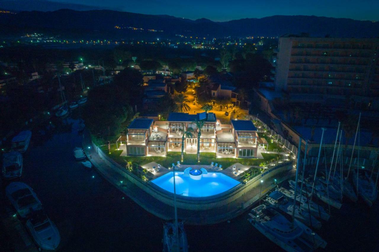 Residence Delfino, Portorosa Furnari Extérieur photo