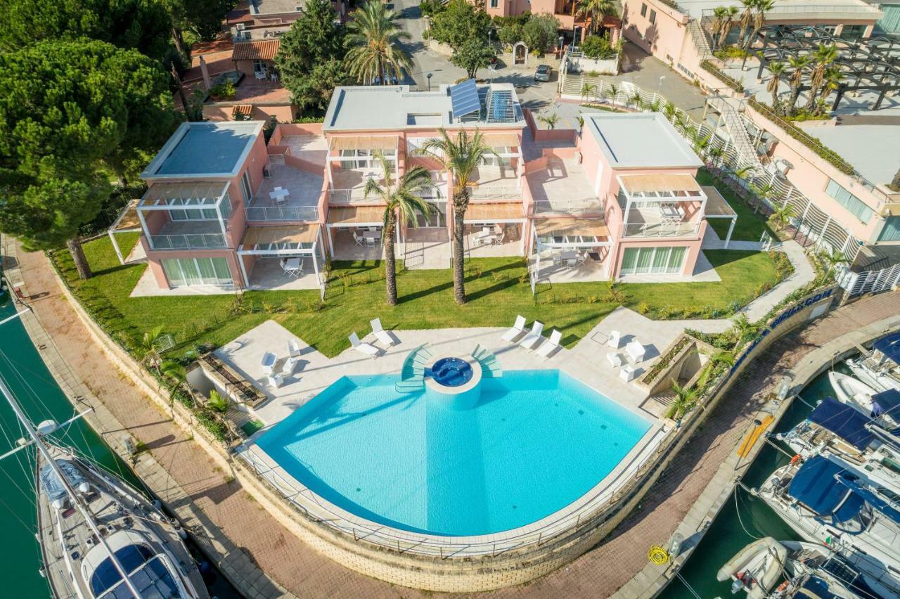 Residence Delfino, Portorosa Furnari Extérieur photo