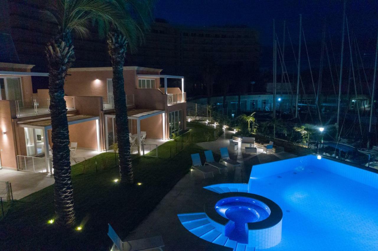 Residence Delfino, Portorosa Furnari Extérieur photo