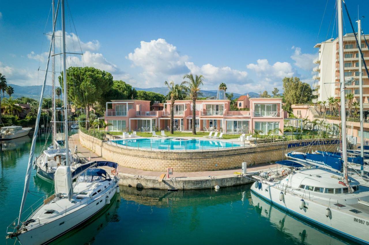 Residence Delfino, Portorosa Furnari Extérieur photo