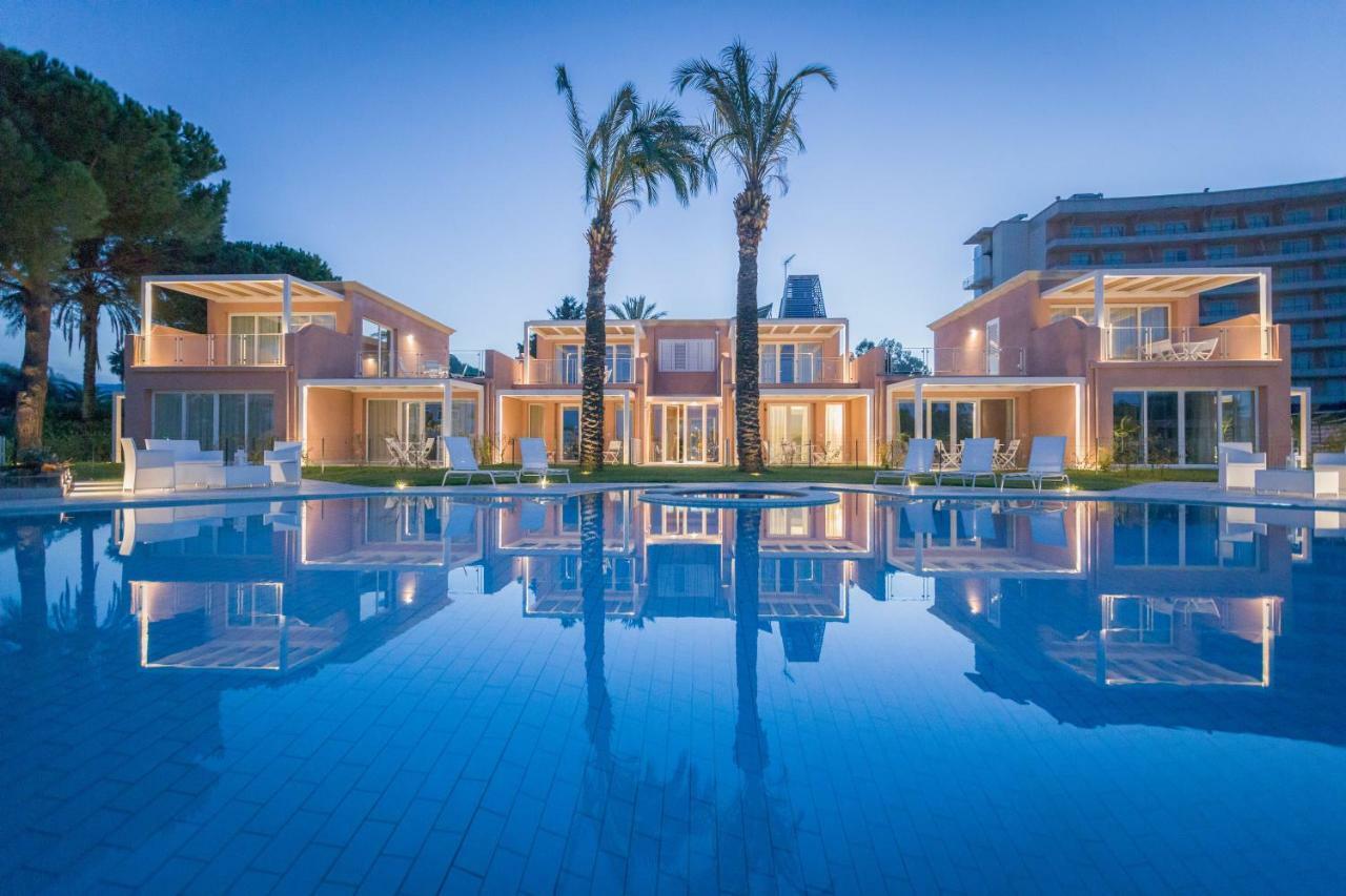 Residence Delfino, Portorosa Furnari Extérieur photo