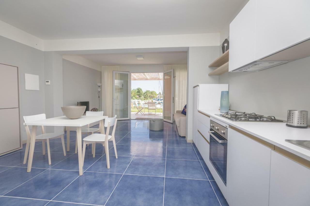 Residence Delfino, Portorosa Furnari Extérieur photo