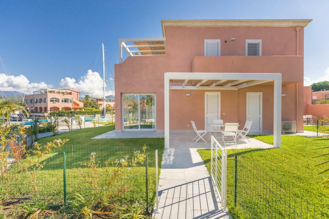Residence Delfino, Portorosa Furnari Extérieur photo
