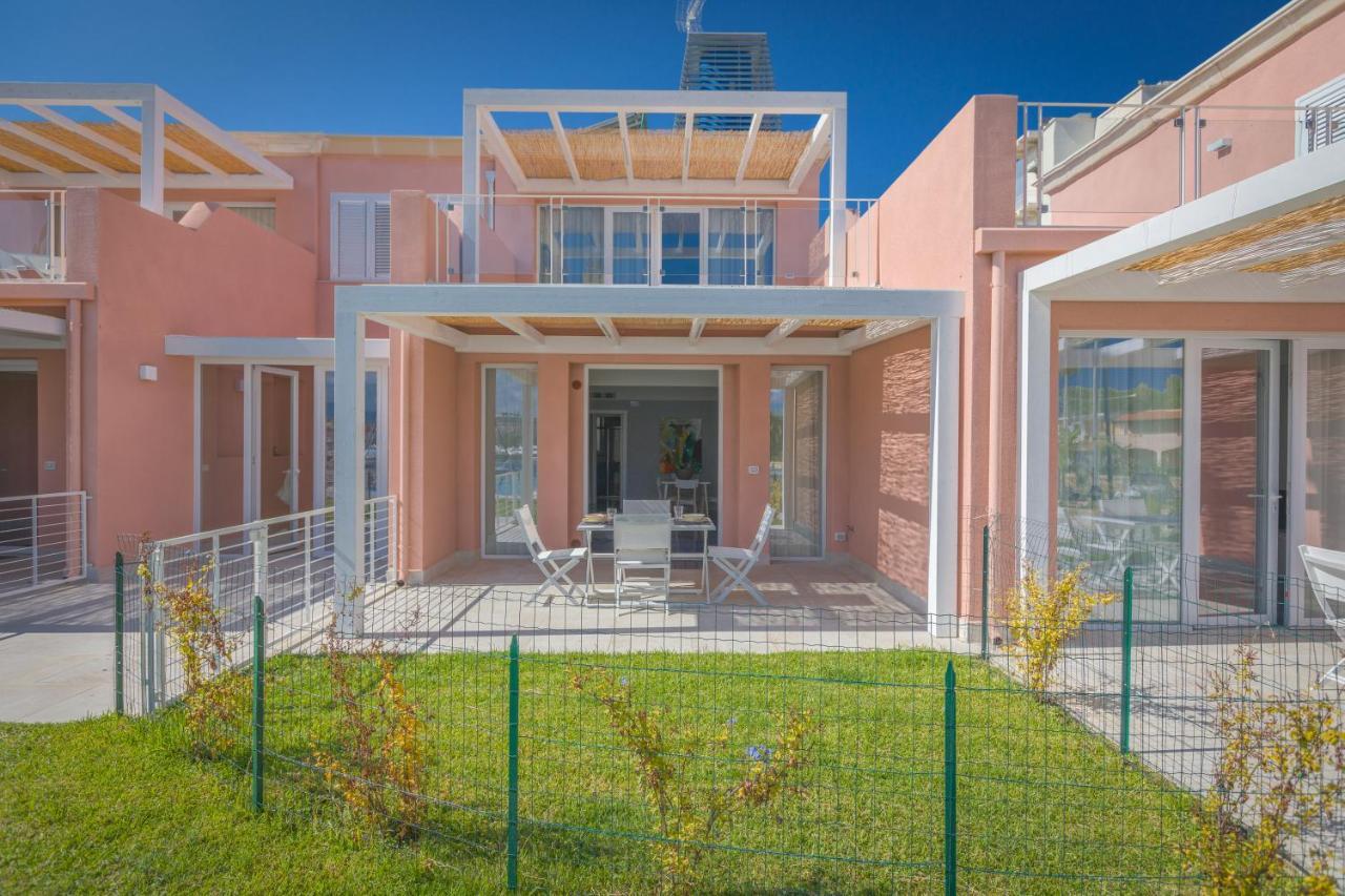 Residence Delfino, Portorosa Furnari Extérieur photo